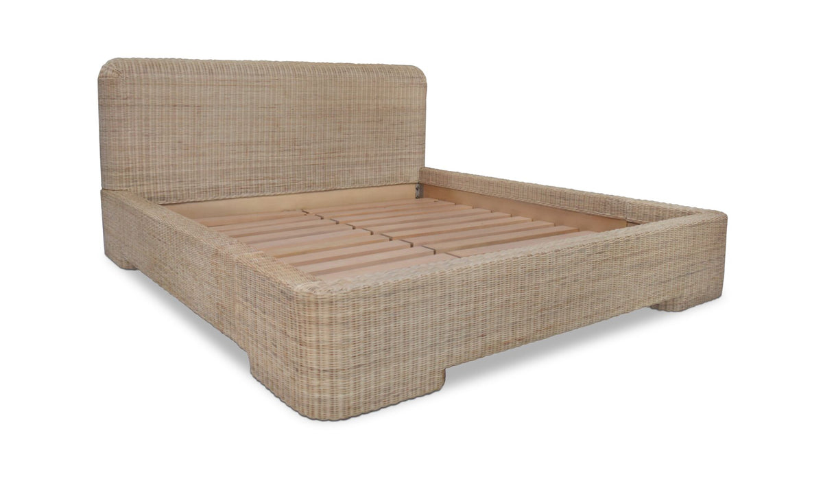 Claudia Bed