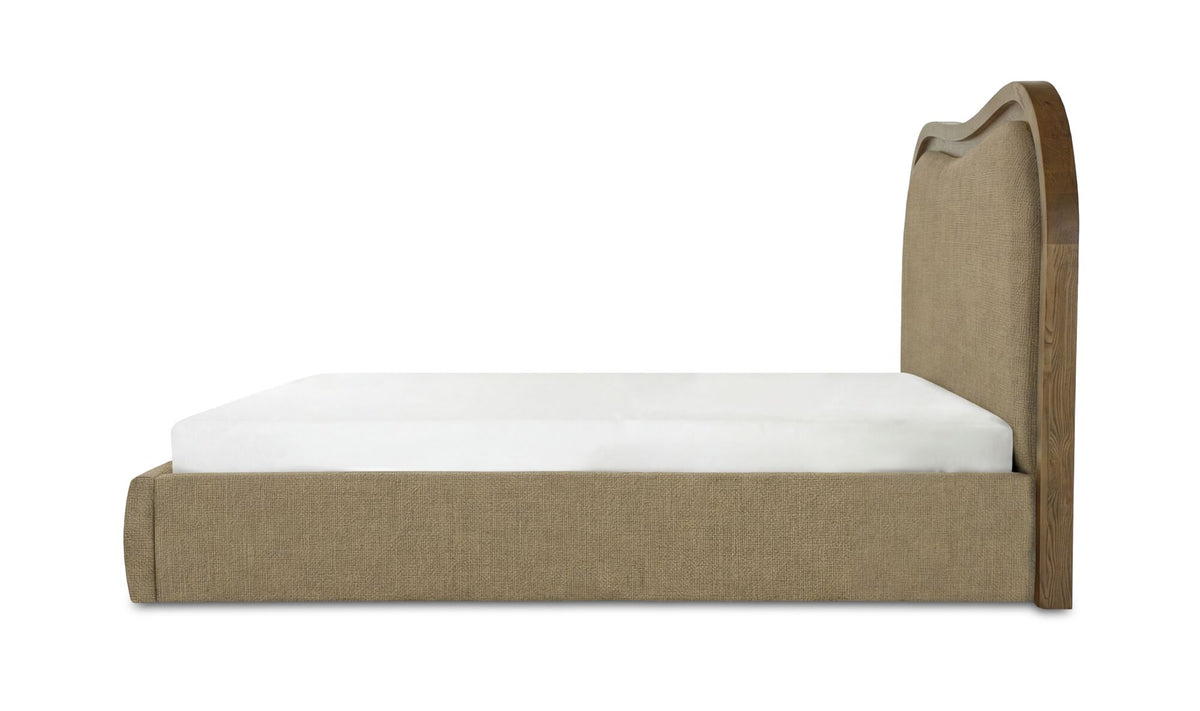 Camilla Bed