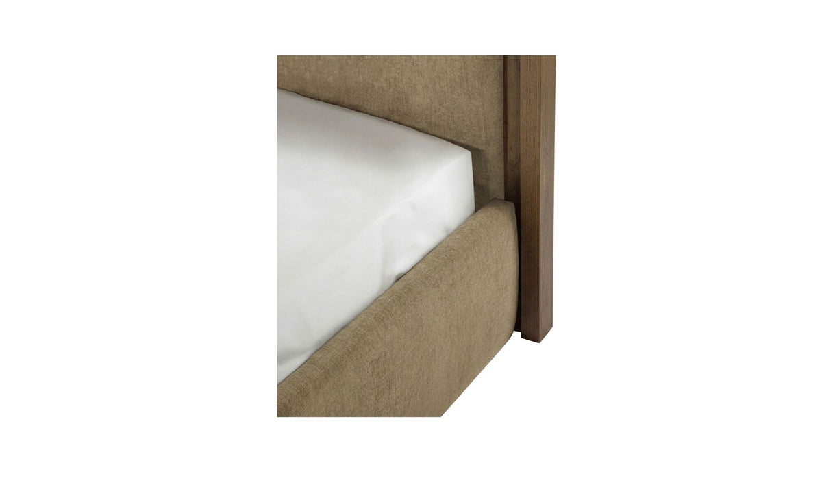 Camilla Bed
