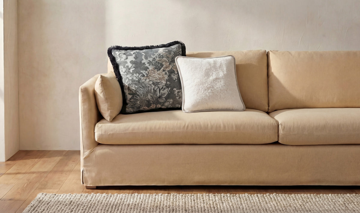 Carr 20 in Cushion