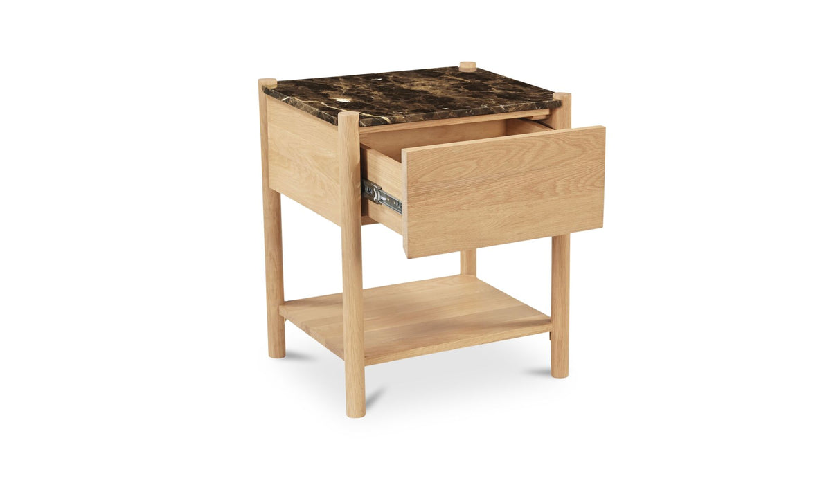 Elio Nightstand