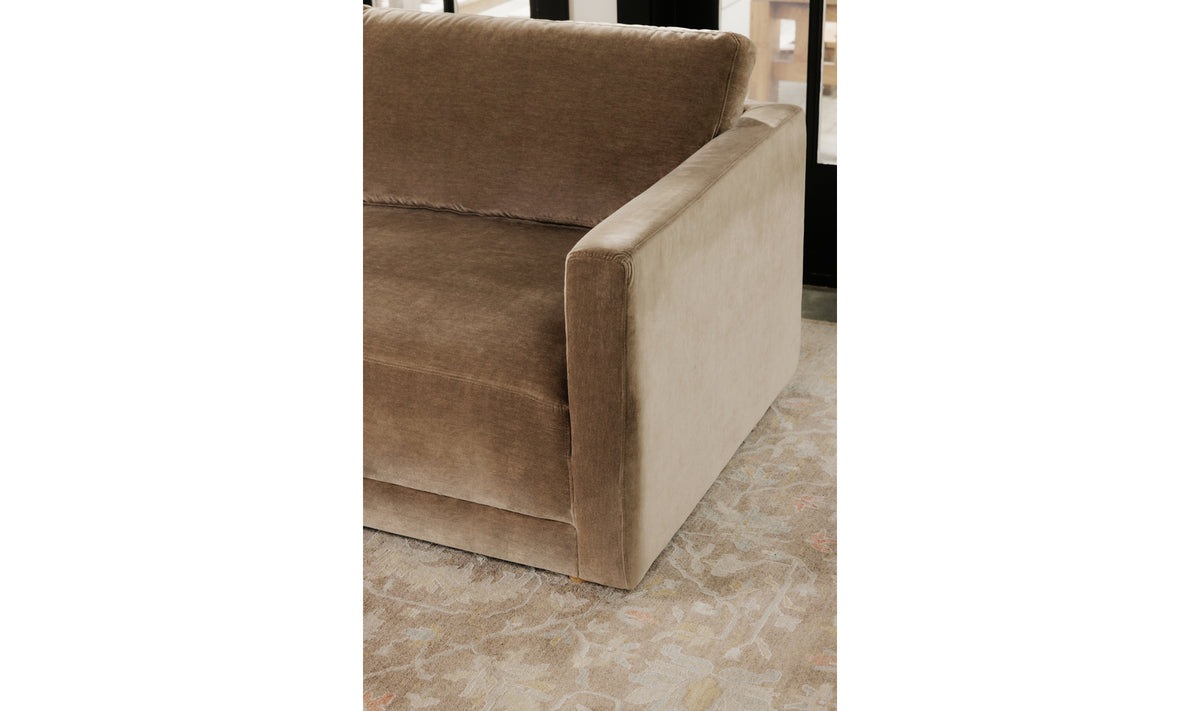 Bryn Sectional