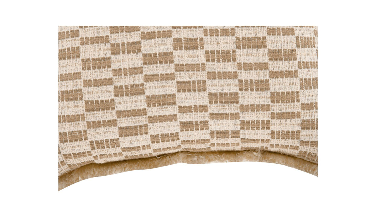 Leone Cushion