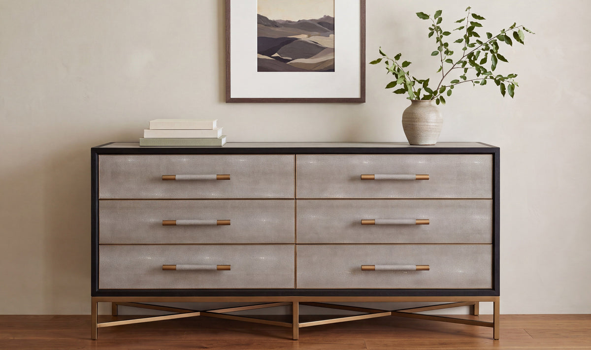 Mako Dresser