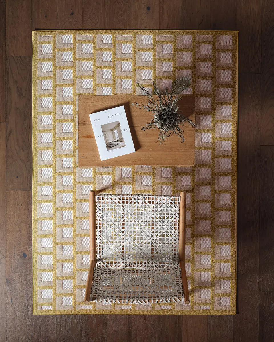 Alina Rug