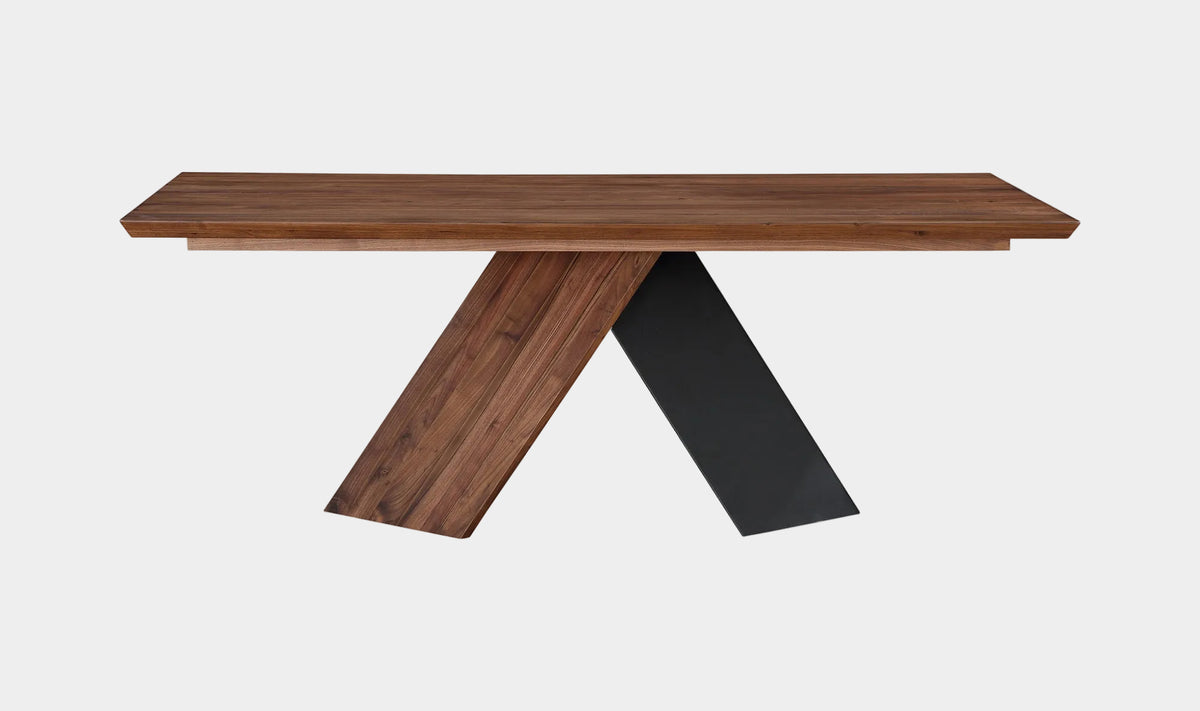 Axio Dining Table