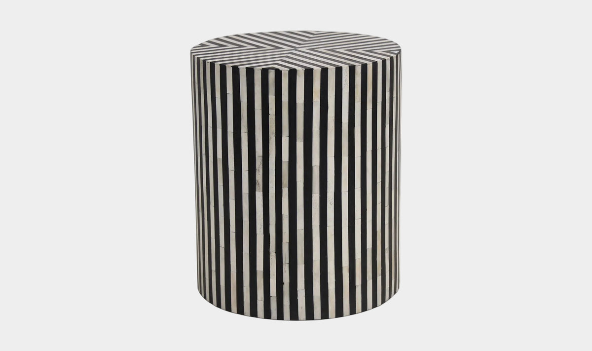 Chameau Side Table