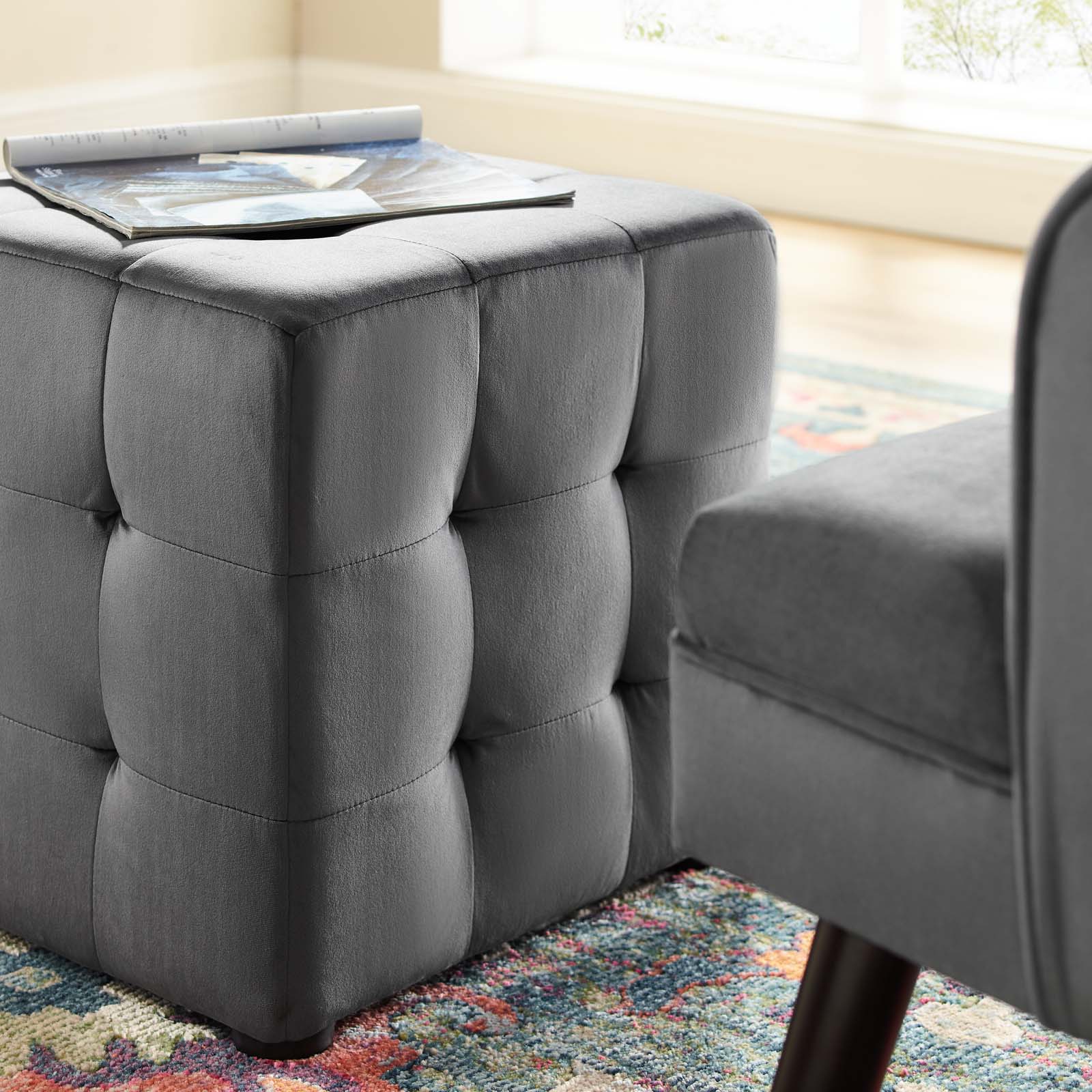 Chaise sans accoudoirs rembourrée en duvet Commix
