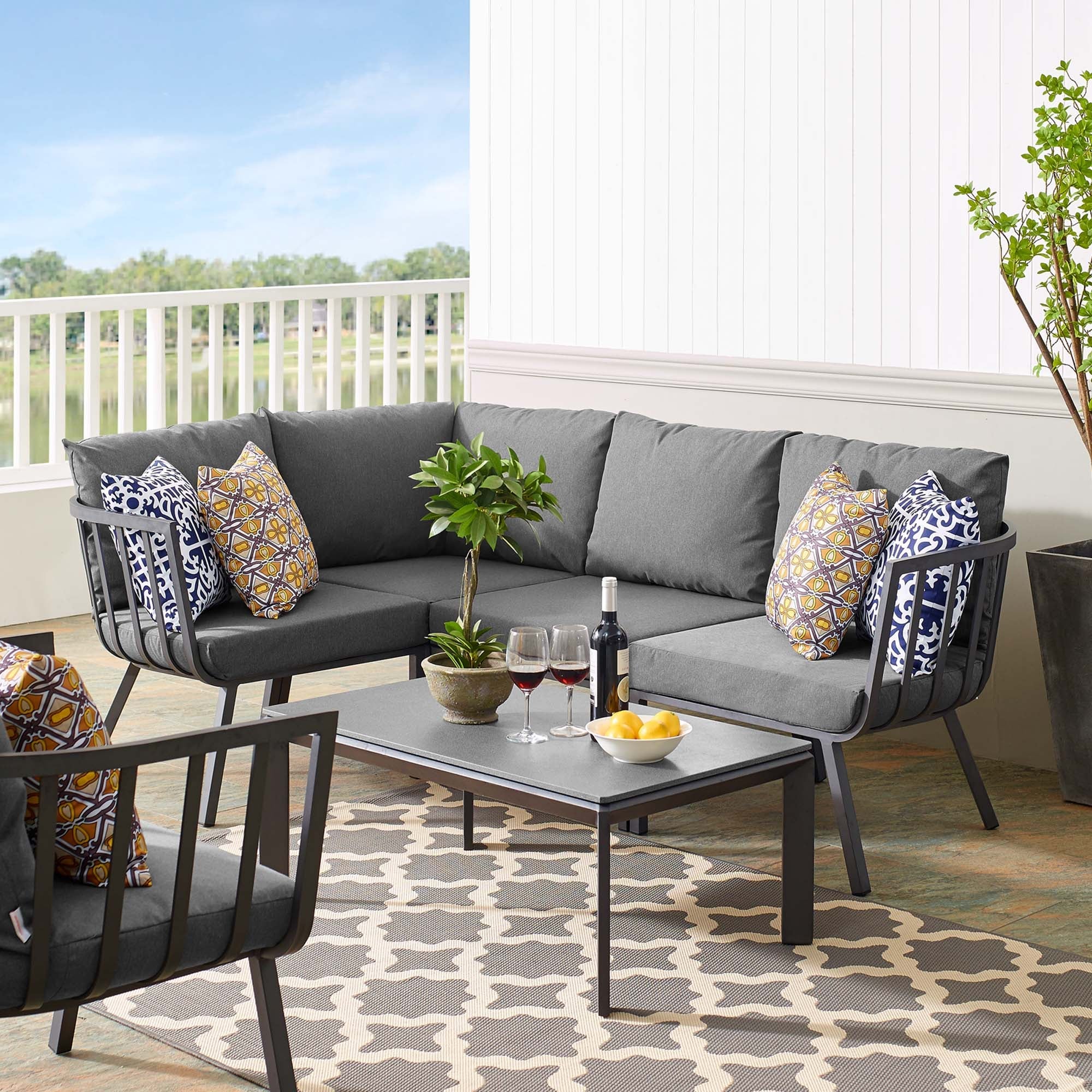 Riverside 5 Piece Outdoor Patio Aluminum Set