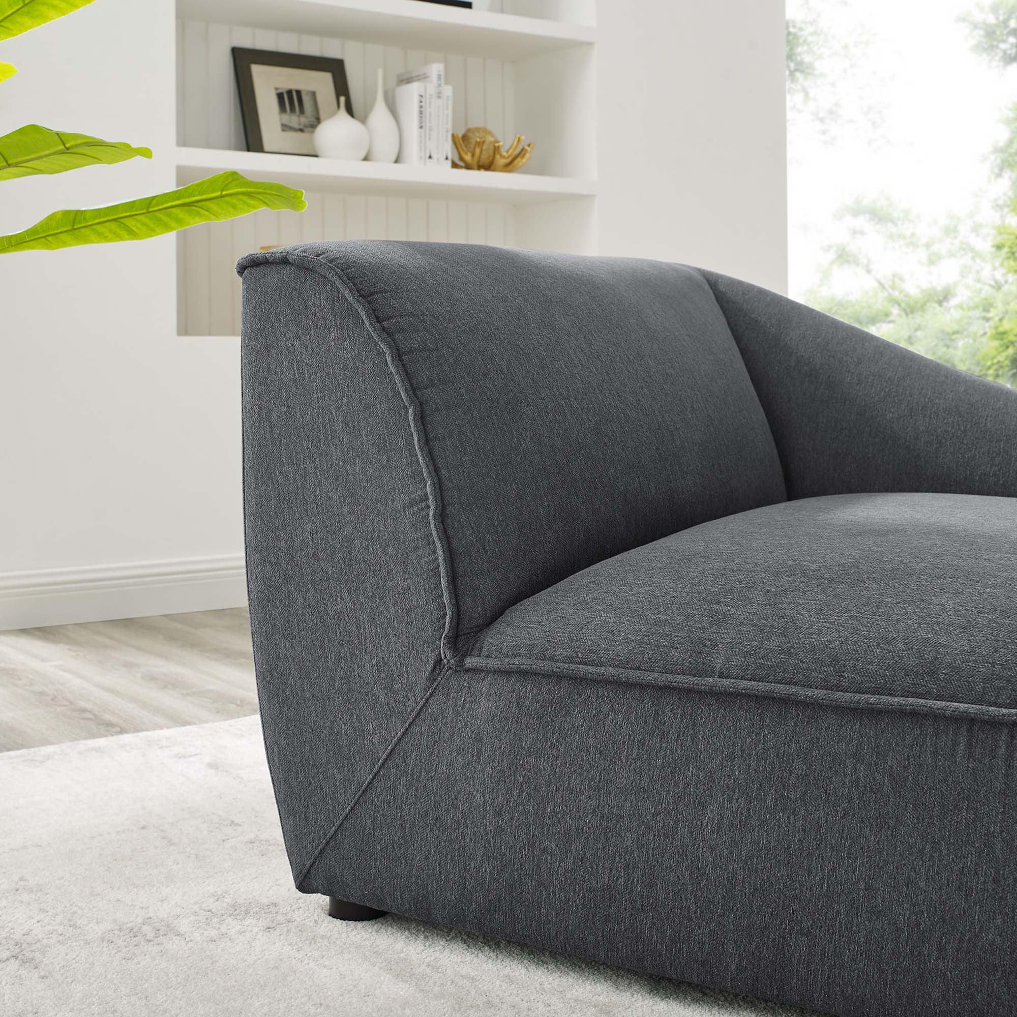 Chaise sans accoudoirs rembourrée en duvet Commix