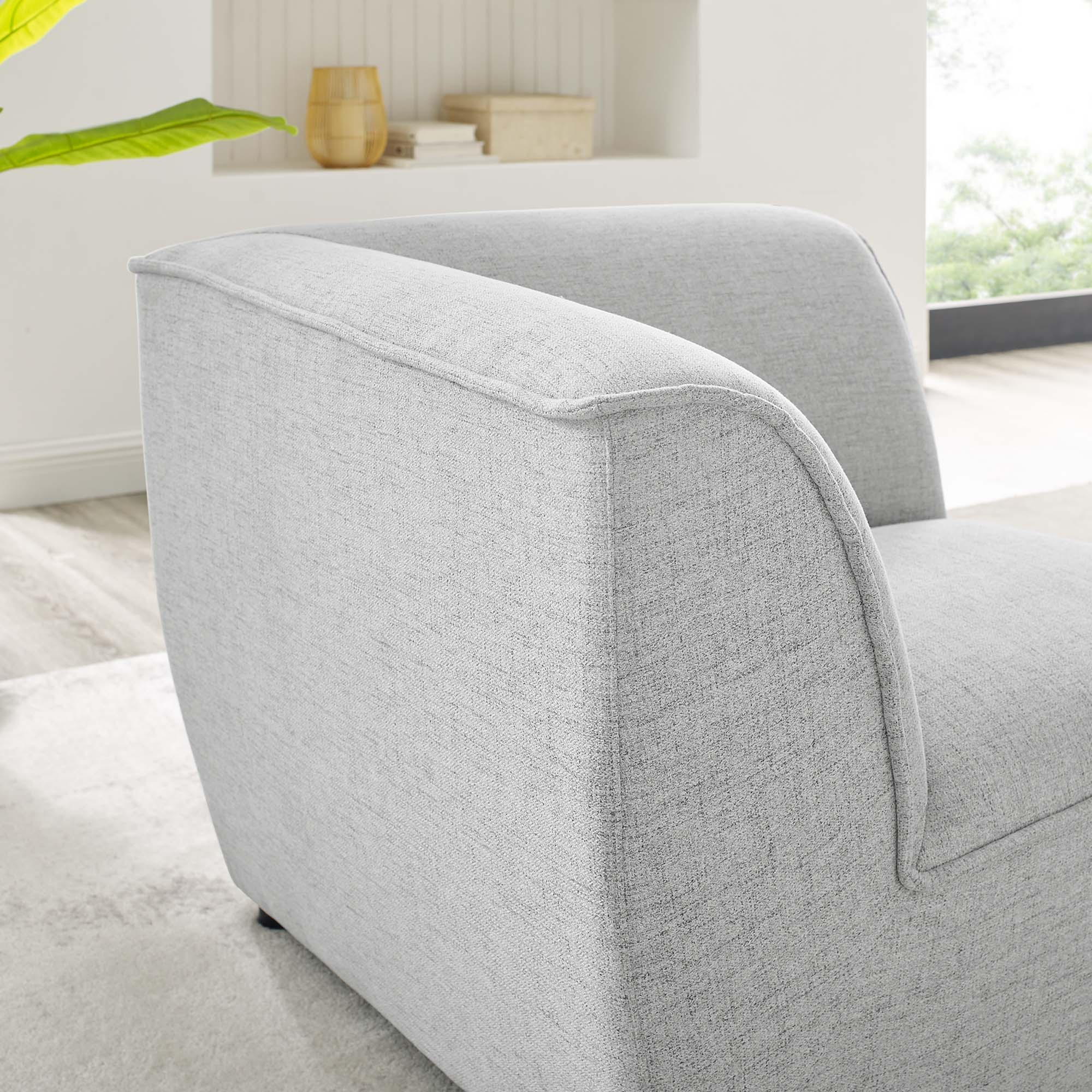 Chaise sans accoudoirs rembourrée en duvet Commix