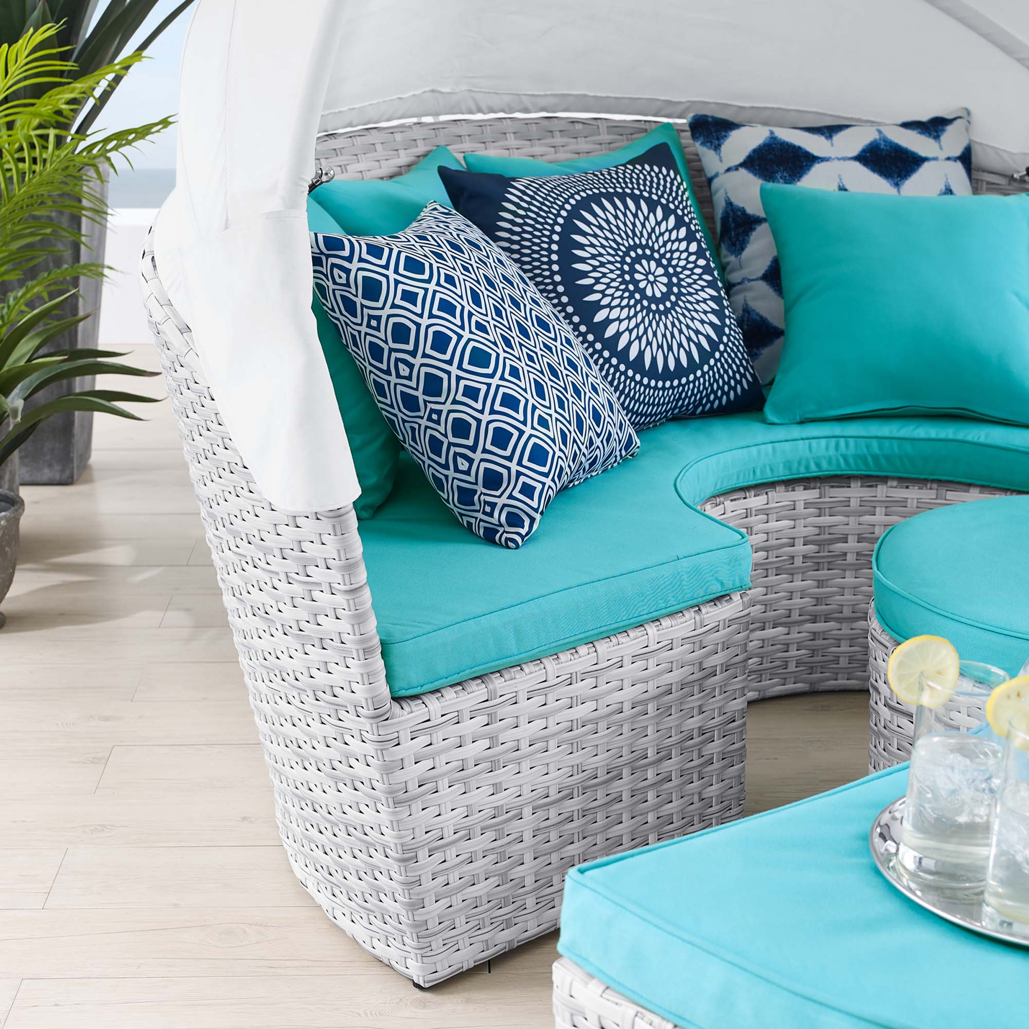 Scottsdale Canopy Sunbrella® Outdoor Patio Daybed