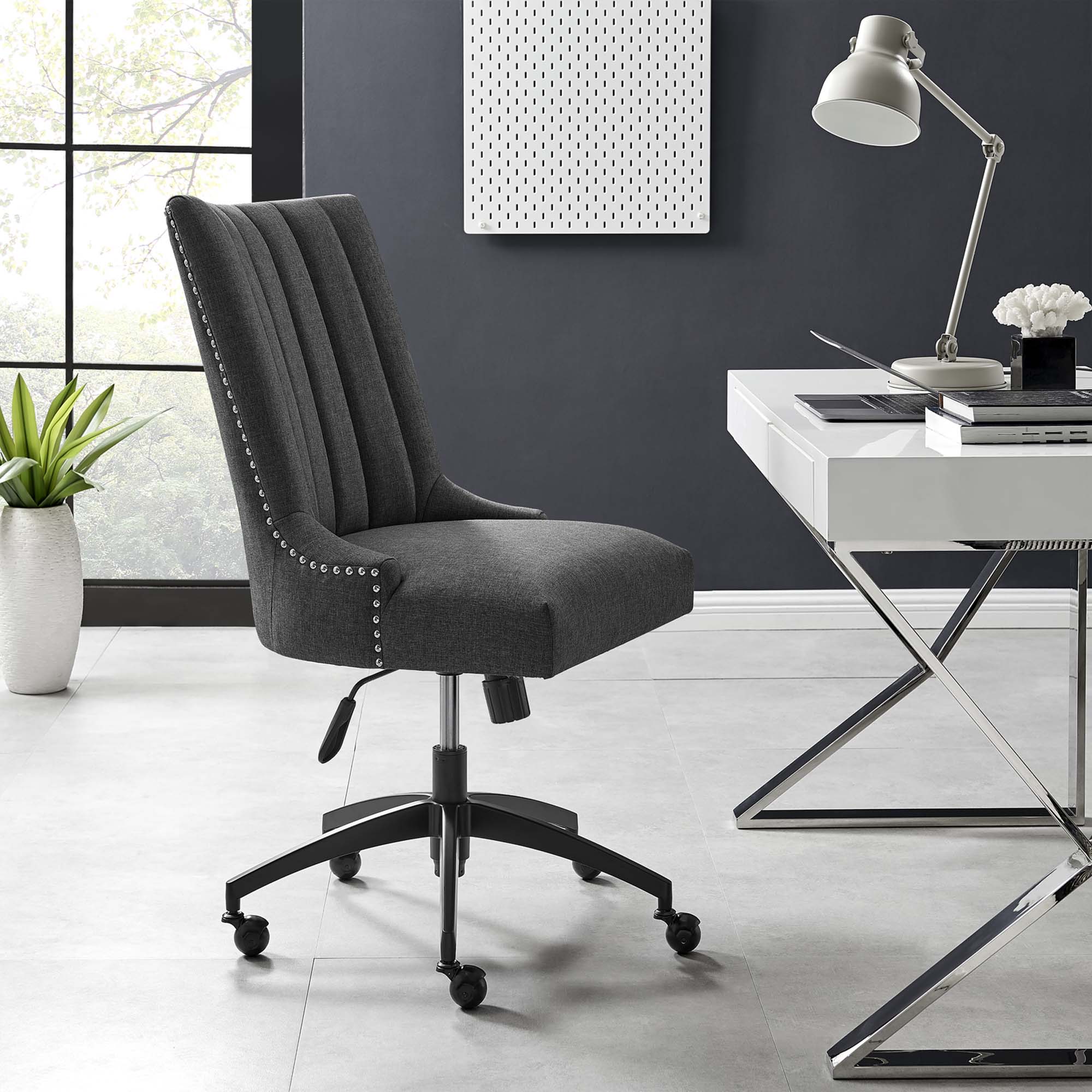 Chaise de bureau en tissu capitonné Empower Channel