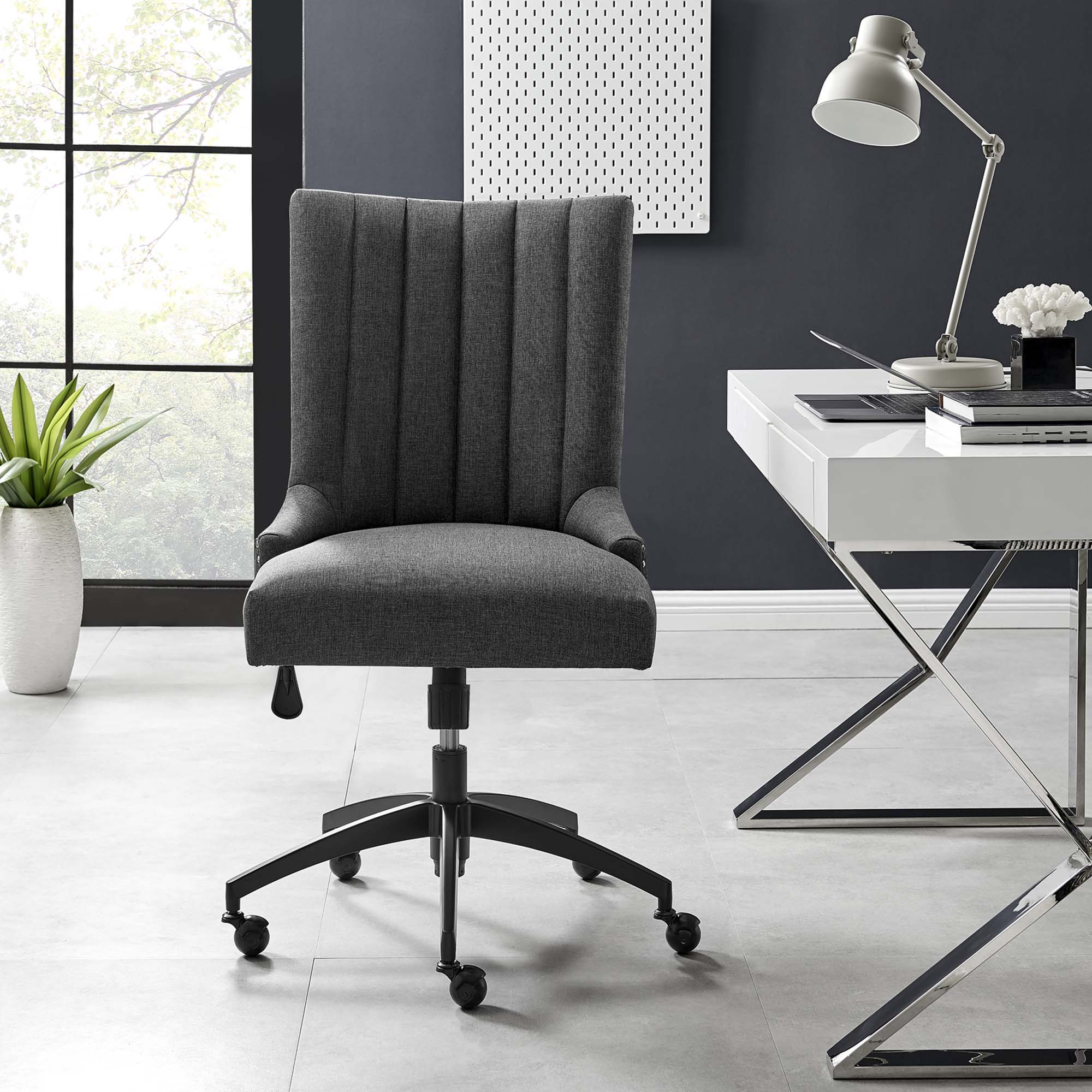 Chaise de bureau en tissu capitonné Empower Channel