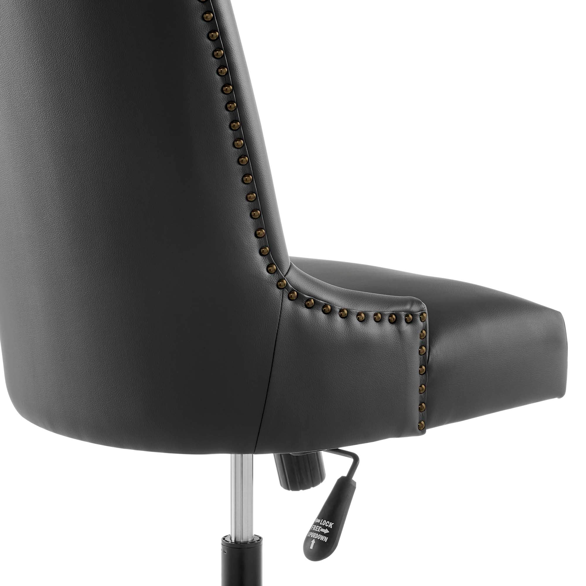 Chaise de bureau en cuir végétalien tufté Empower Channel