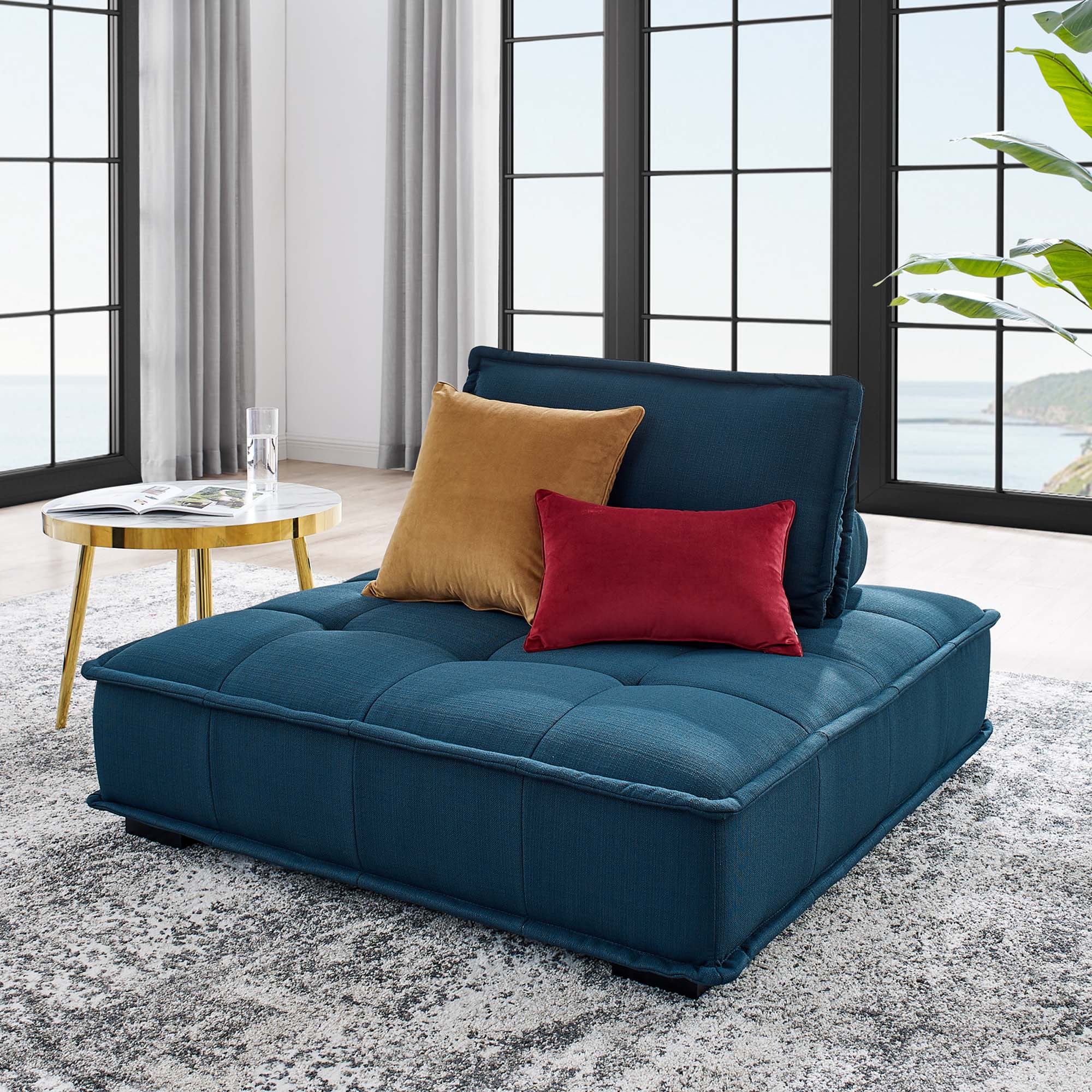 Chaise sans accoudoirs en tissu capitonné Saunter
