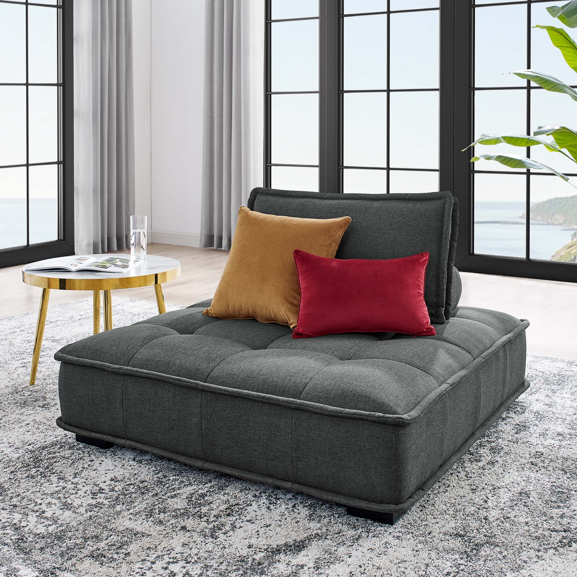 Chaise sans accoudoirs en tissu capitonné Saunter