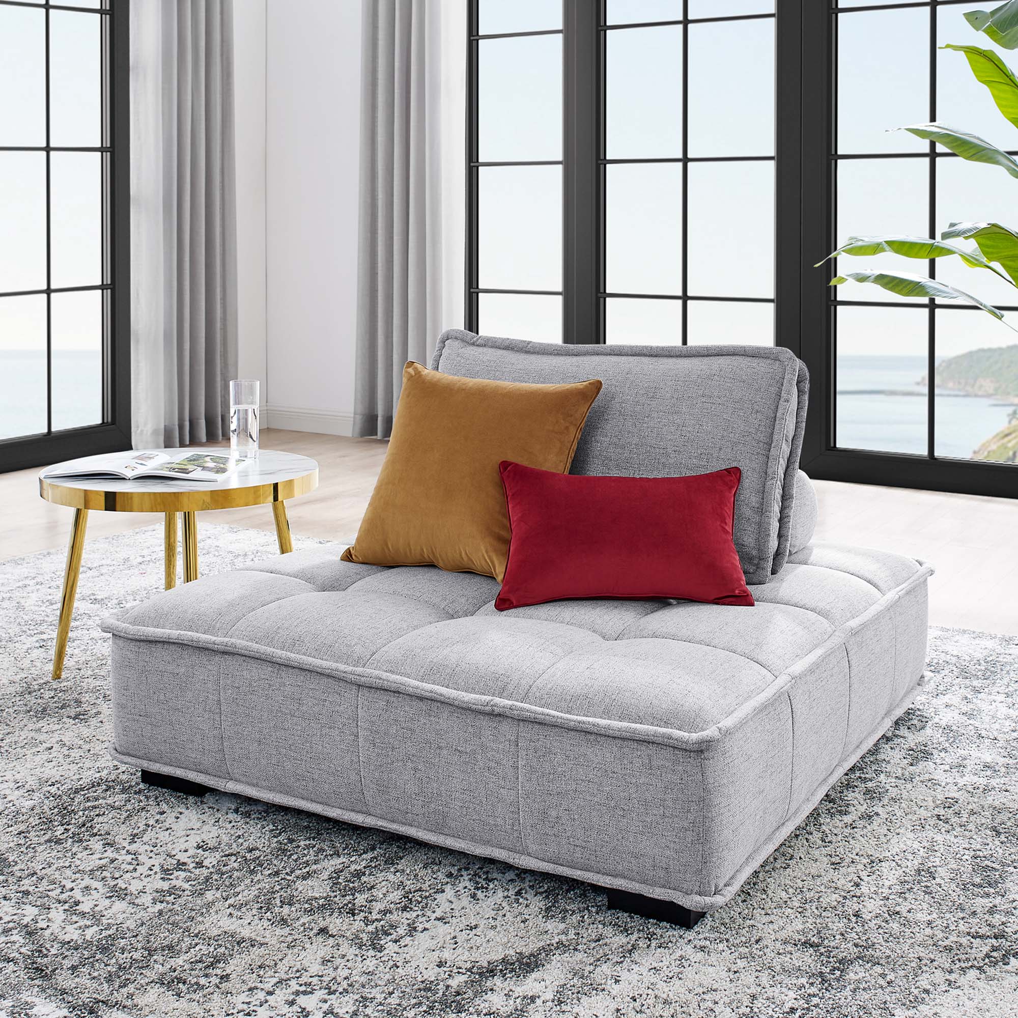Chaise sans accoudoirs en tissu capitonné Saunter