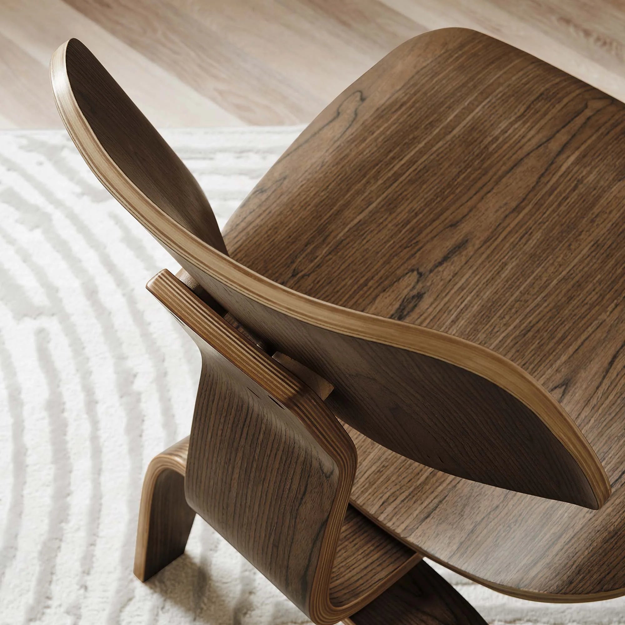 Fauteuil de salon en bois Fathom 