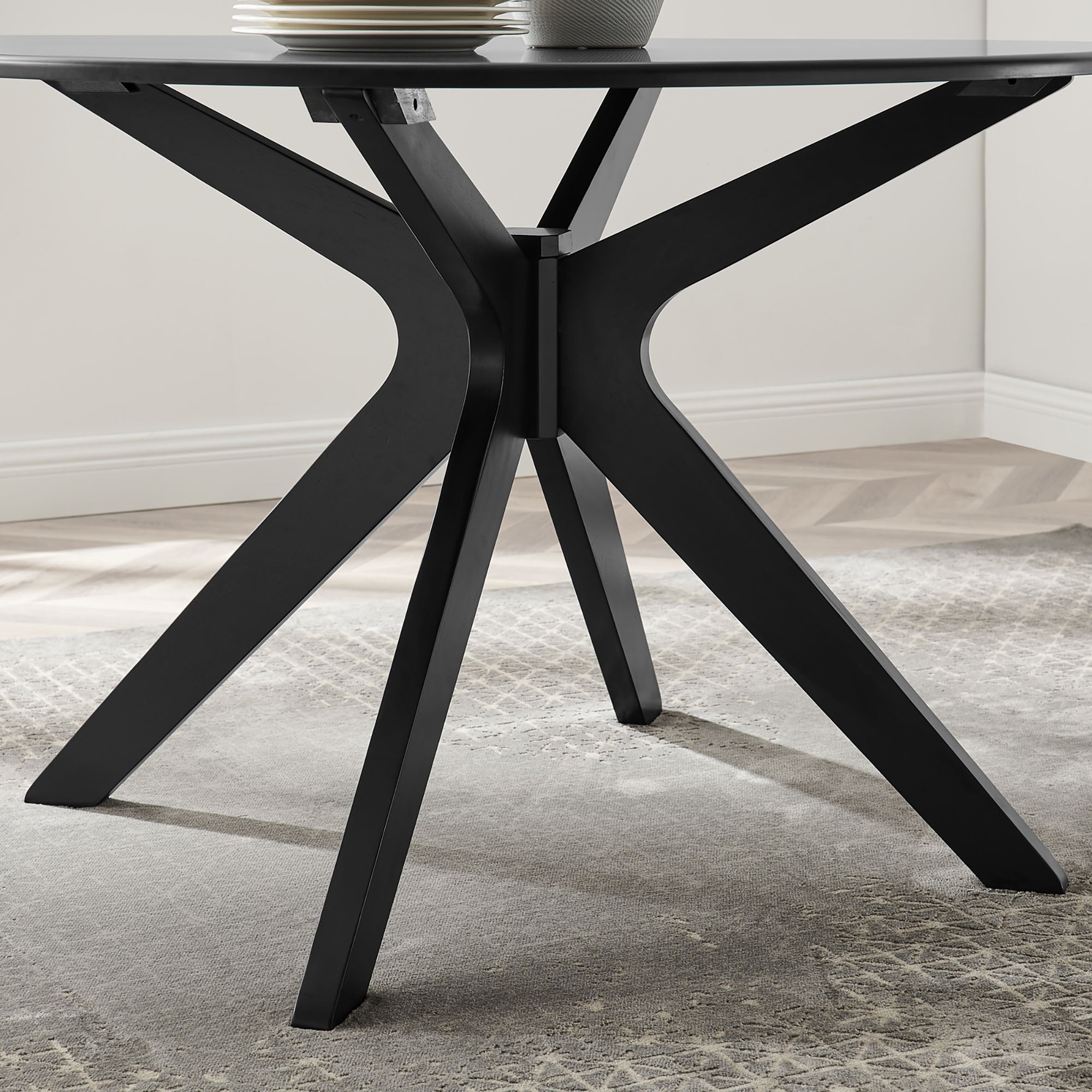 Traverse 47" Dining Table in Black Black