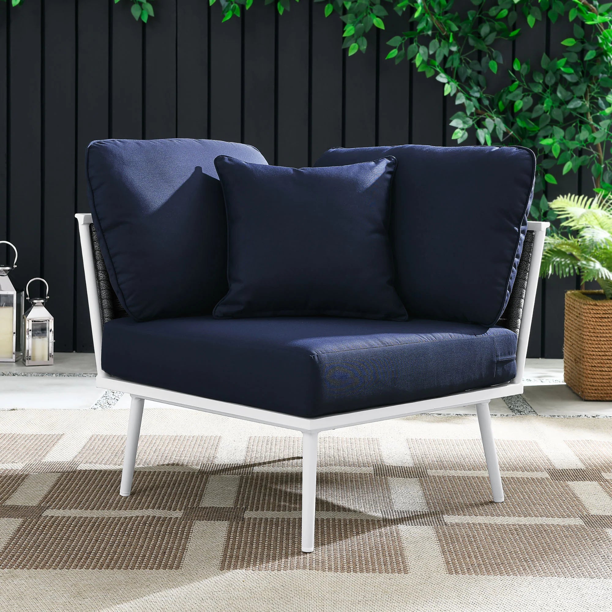 Stance Outdoor Patio Aluminum Corner Chair