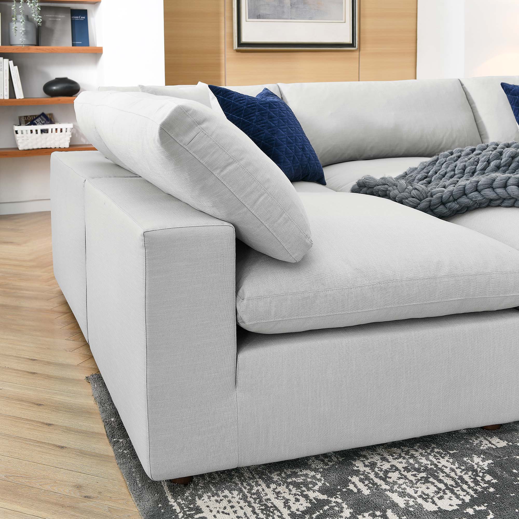 Chaise sans accoudoirs rembourrée en duvet Commix