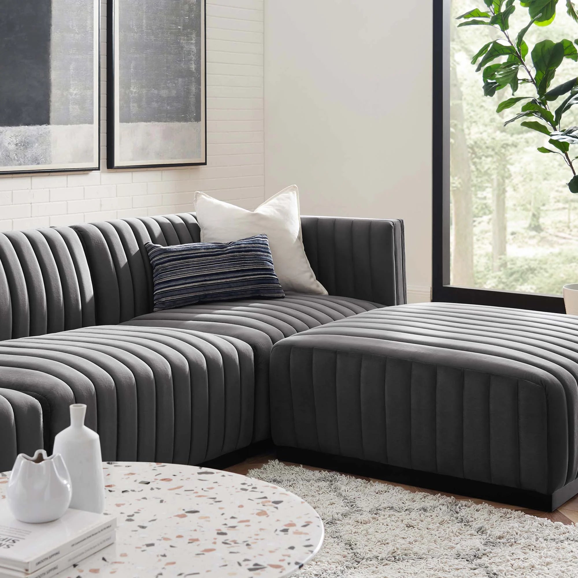 Chaise sans accoudoirs rembourrée en duvet Commix