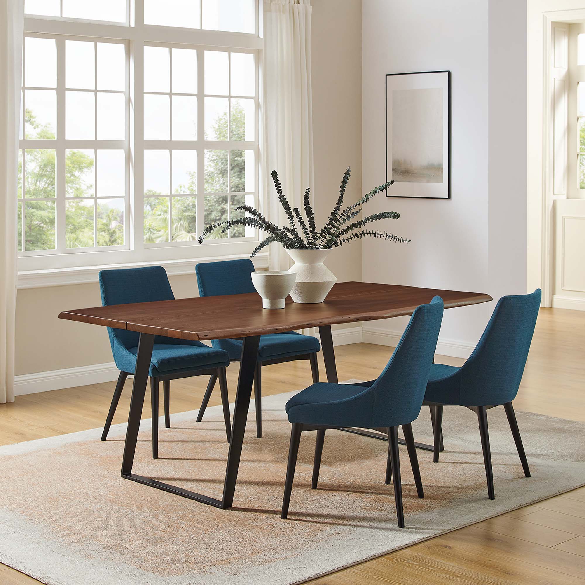 Table à manger Viggo en bois d'acacia avec bordure vivante de 74 po