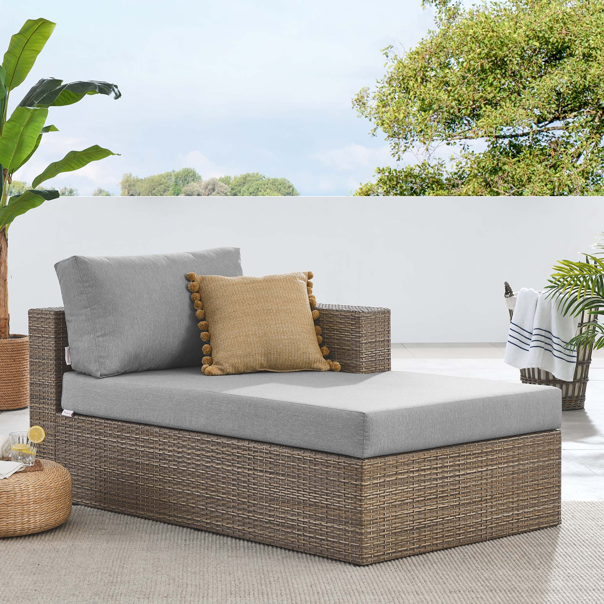 Convene Outdoor Patio Right-Arm Chaise in Cappuccino Gray