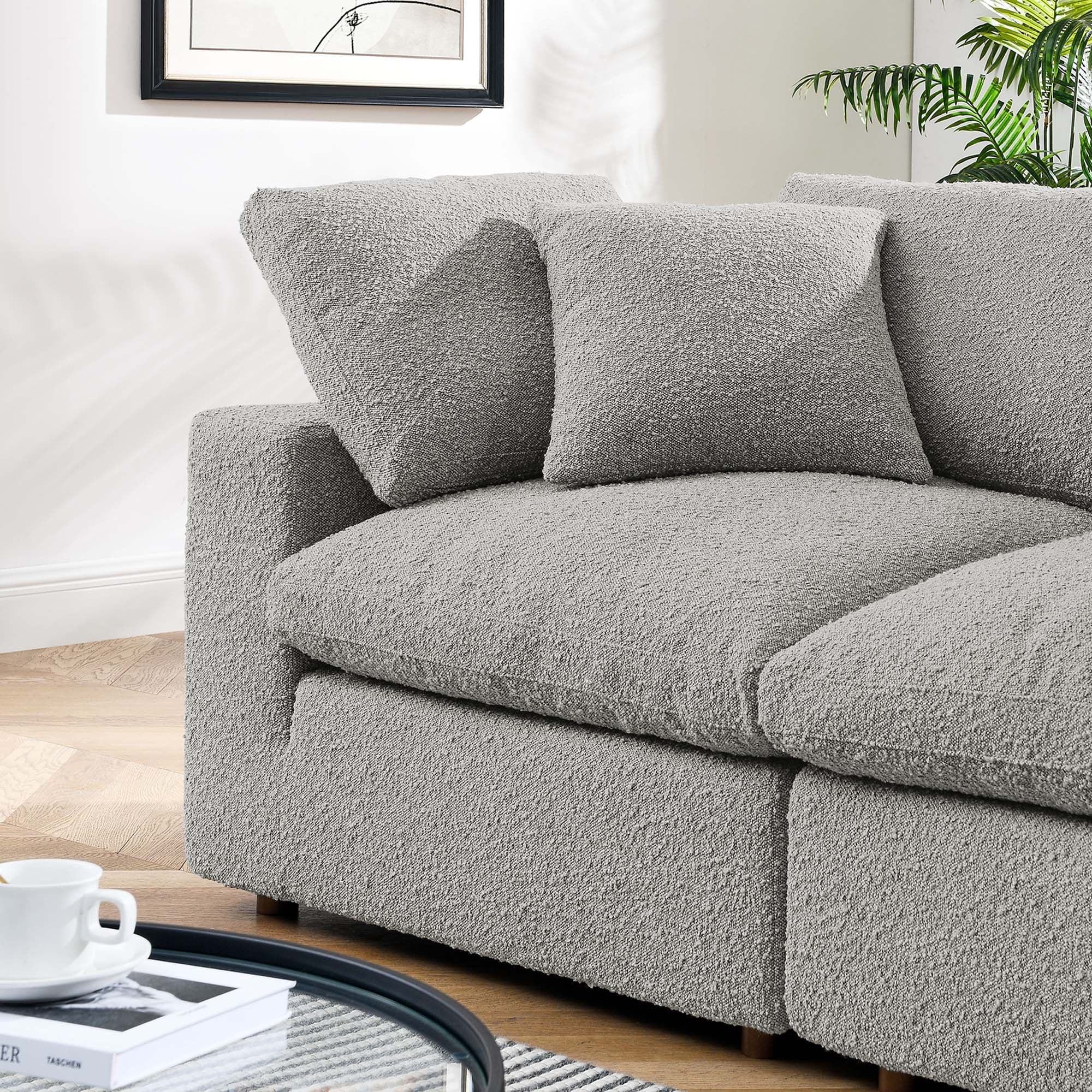 Chaise sans accoudoirs rembourrée en duvet Commix