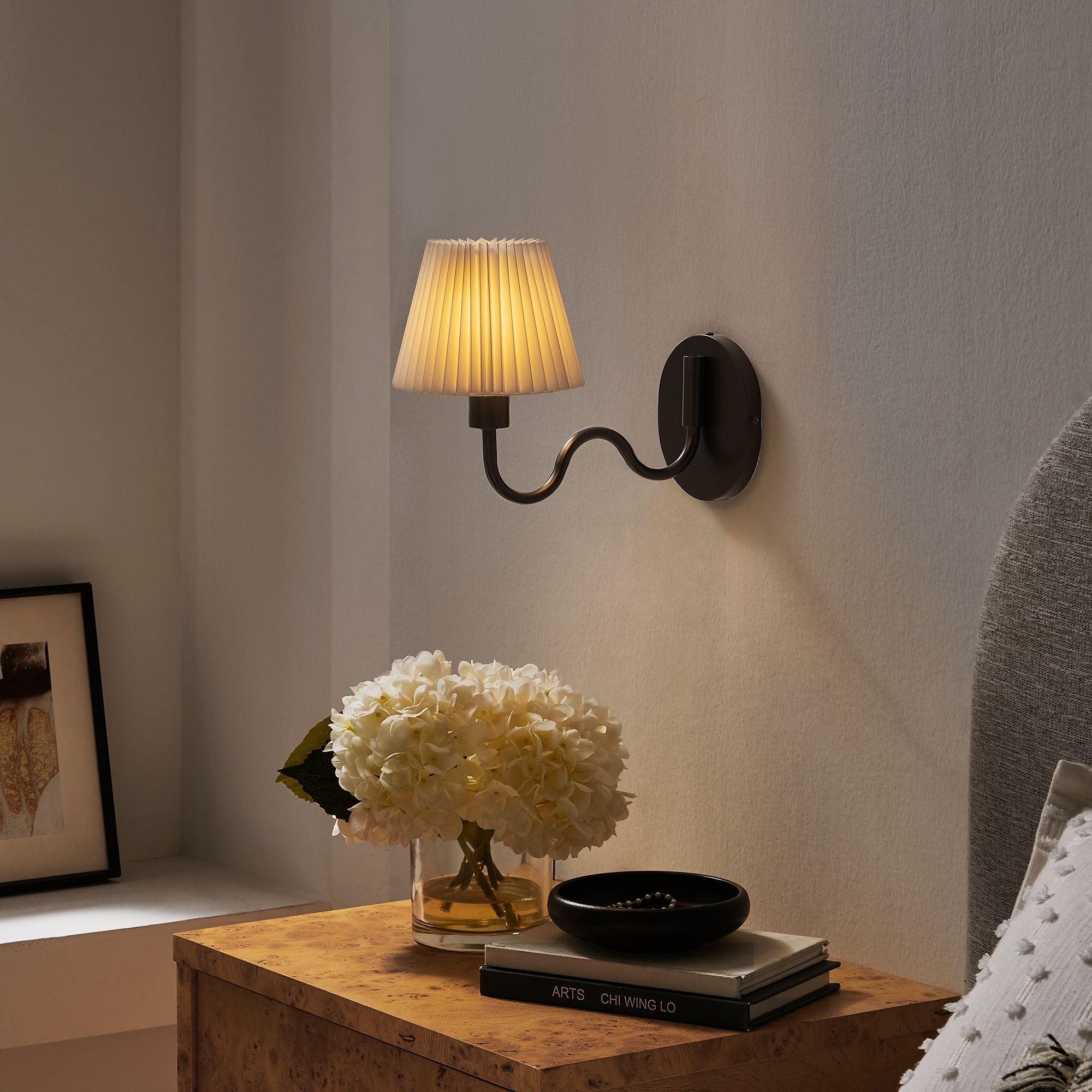 Wave Squiggle Arm Wall Sconce