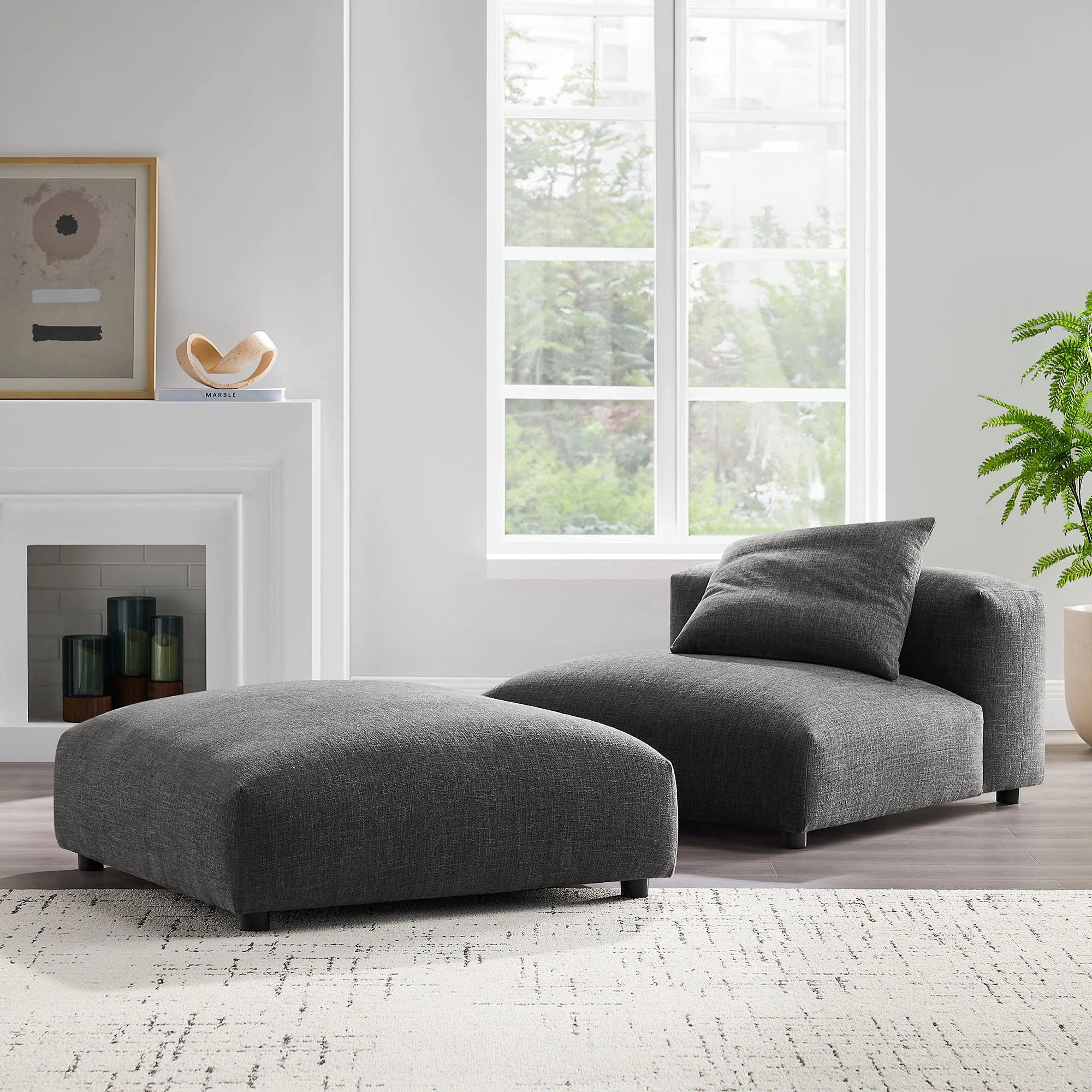 Fauteuil en tissu rembourré Engage
