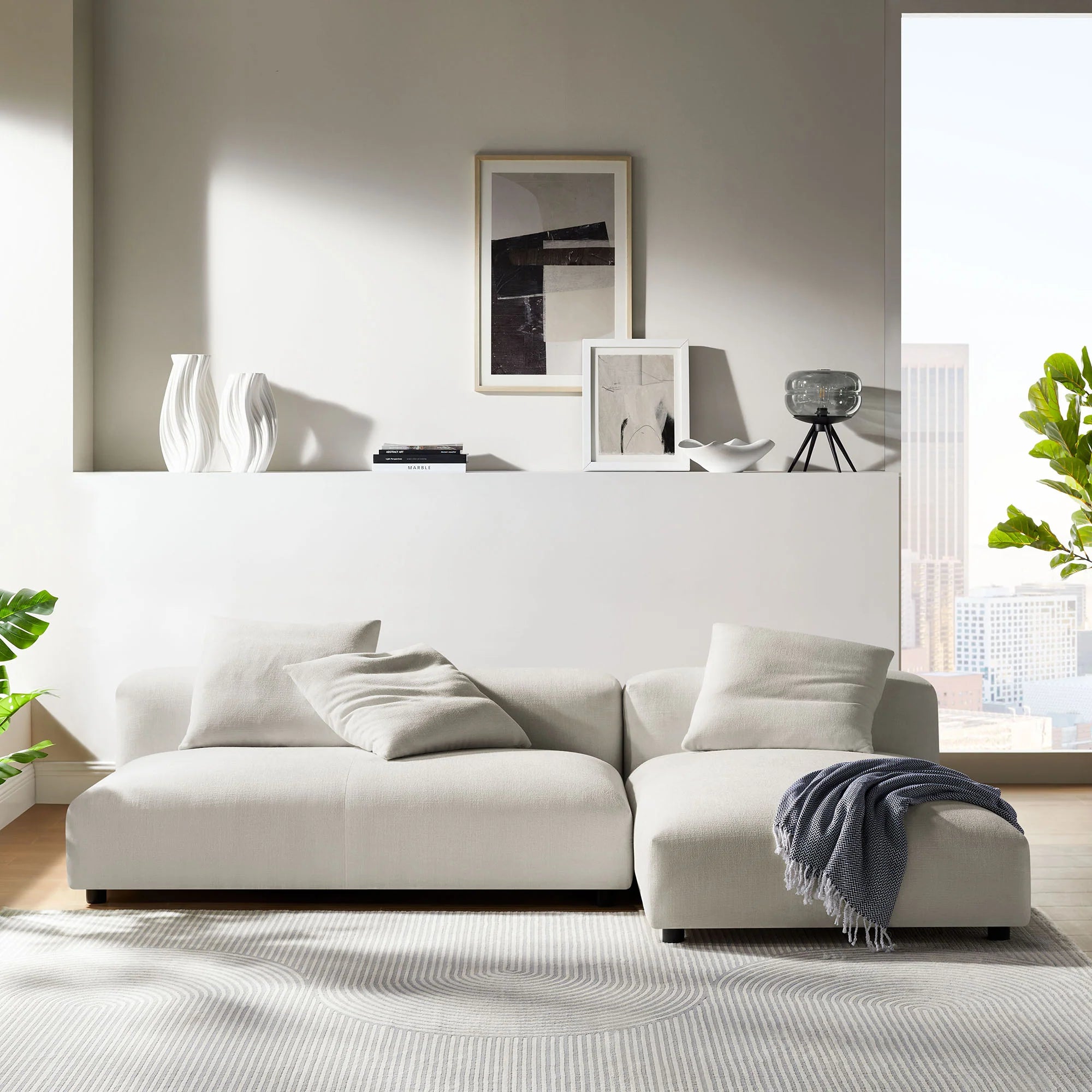 Chaise sans accoudoirs rembourrée en duvet Commix