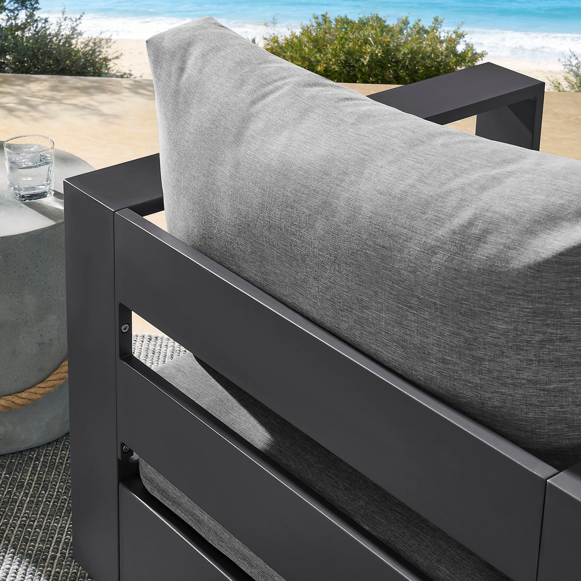 Tahoe Outdoor Powder-Coated Aluminum Swivel Armchair