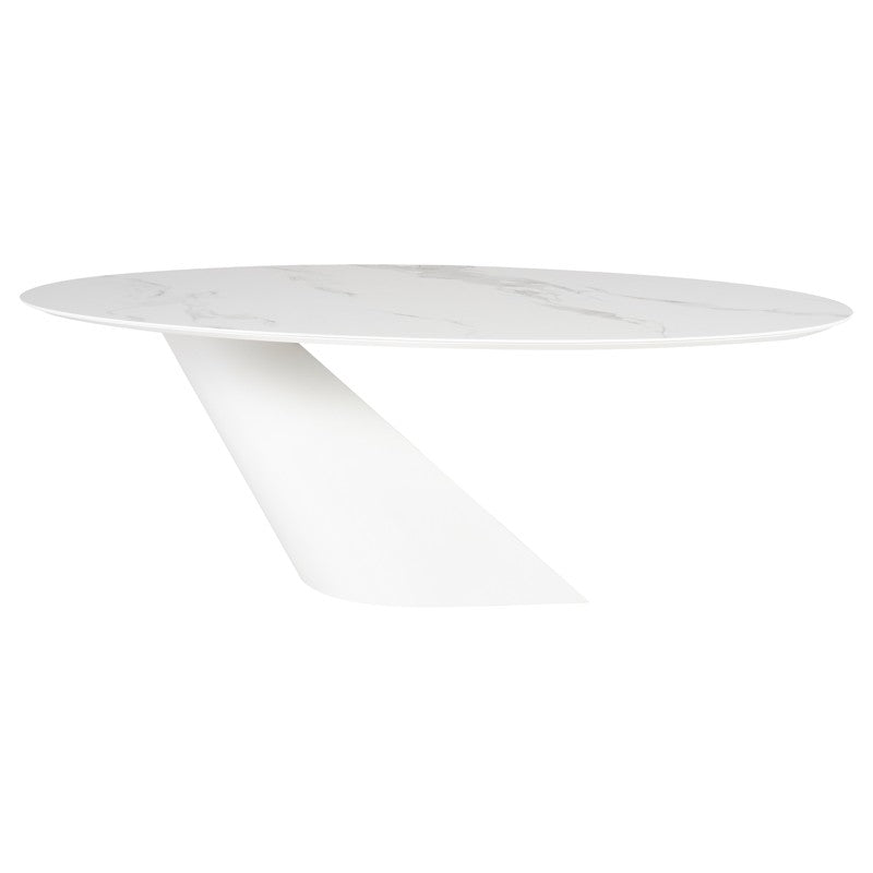 Oblo Dining Table