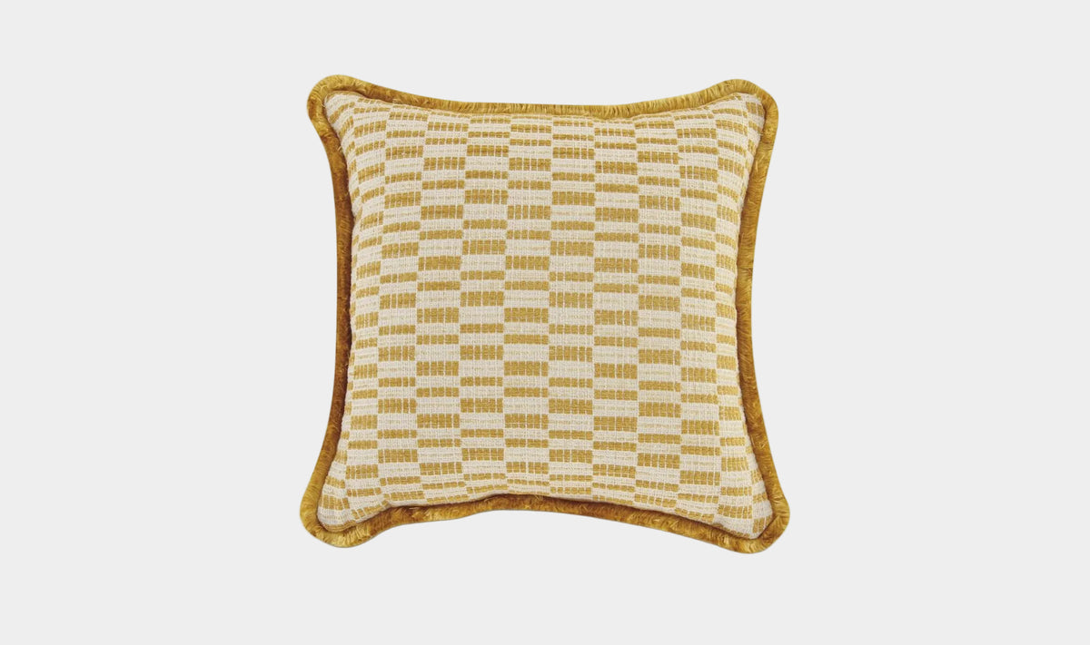 Leone Cushion