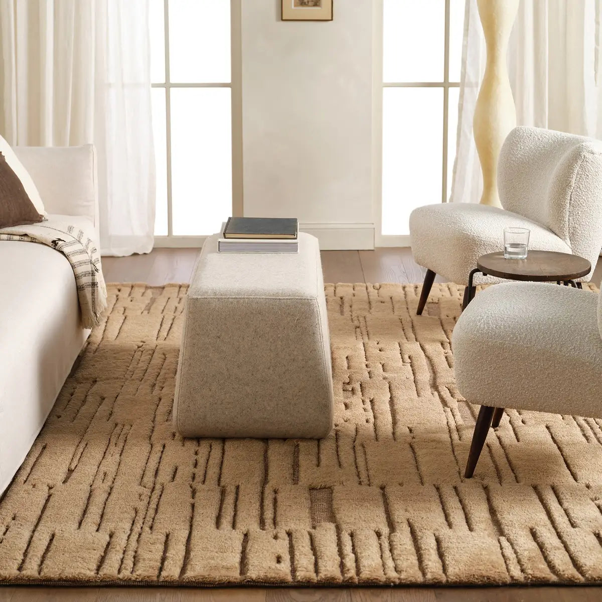 Measured Elegance MEA02 Rug