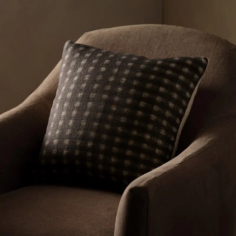 Margosa MGP27 19"x19" Pillow