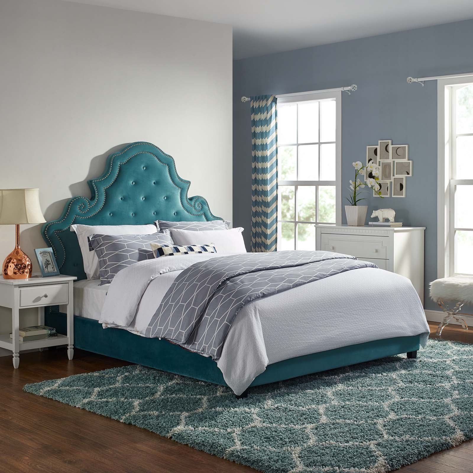 Valentina Tufted Nailhead Performance Velvet Platform Bed