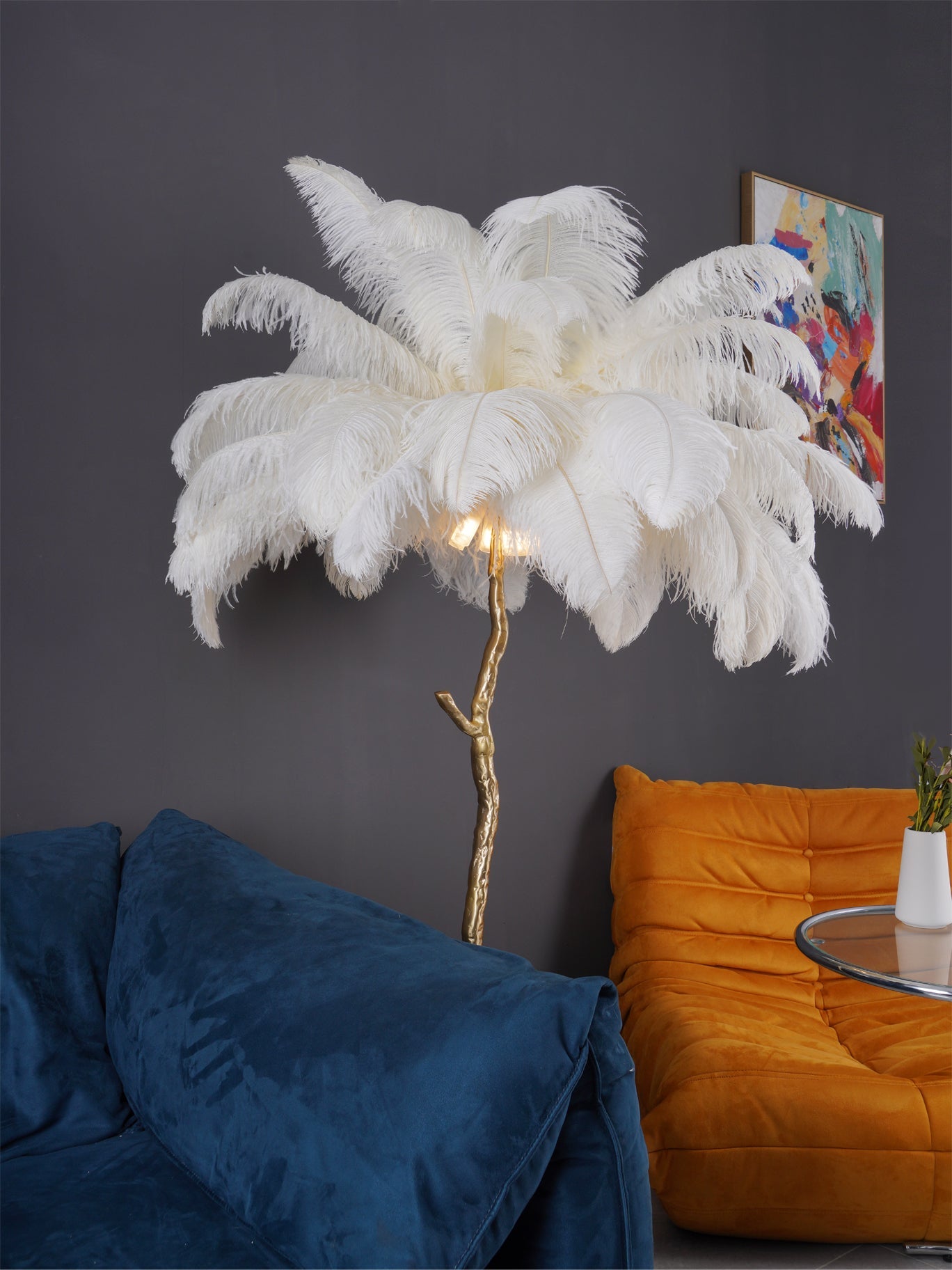 Lampadaire en plumes d'autruche