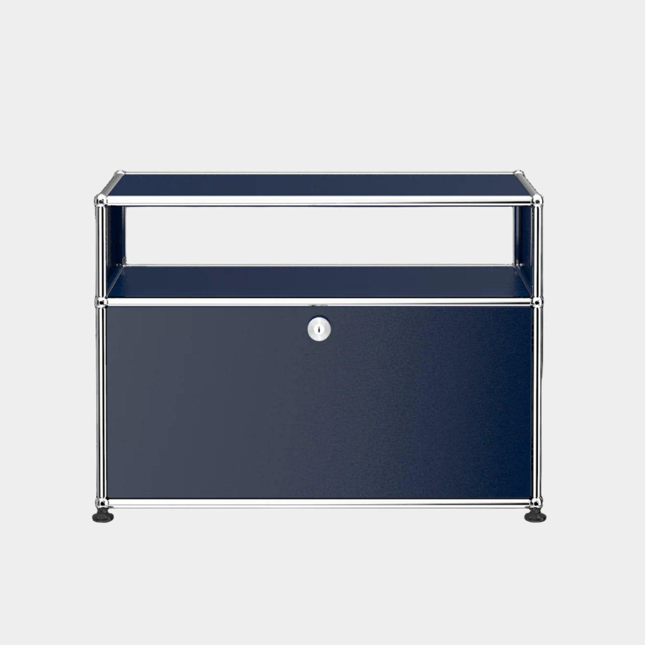 USM Haller Closed Storage Side Table (O118)