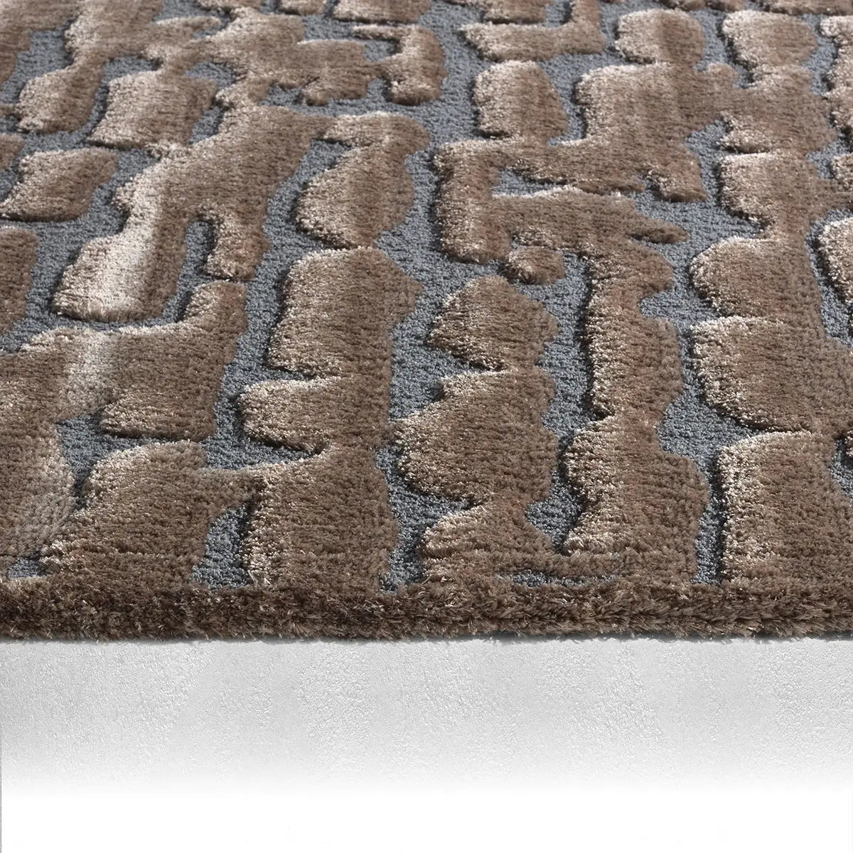 Tazeka Rug