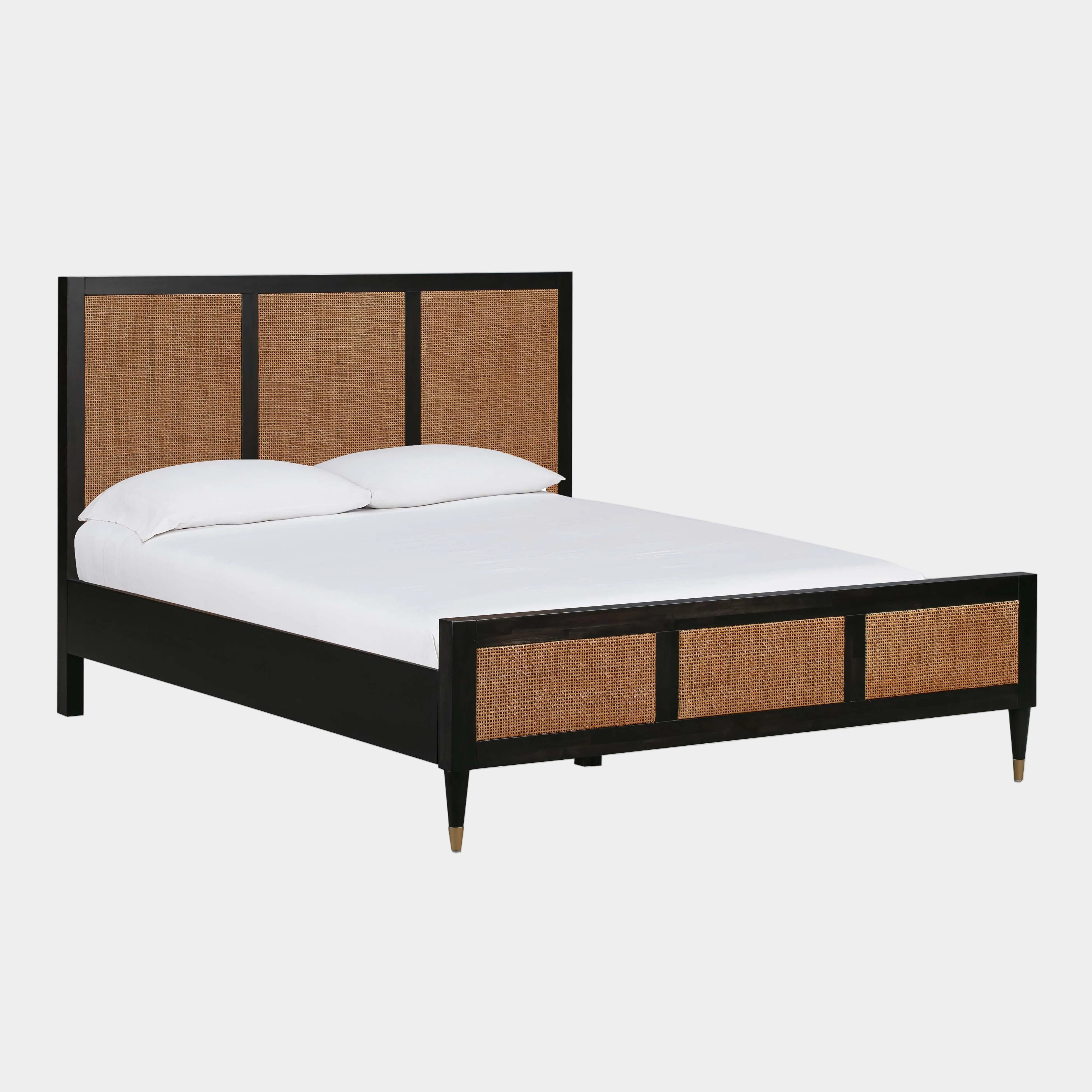 Sierra Wood & Rattan Bed