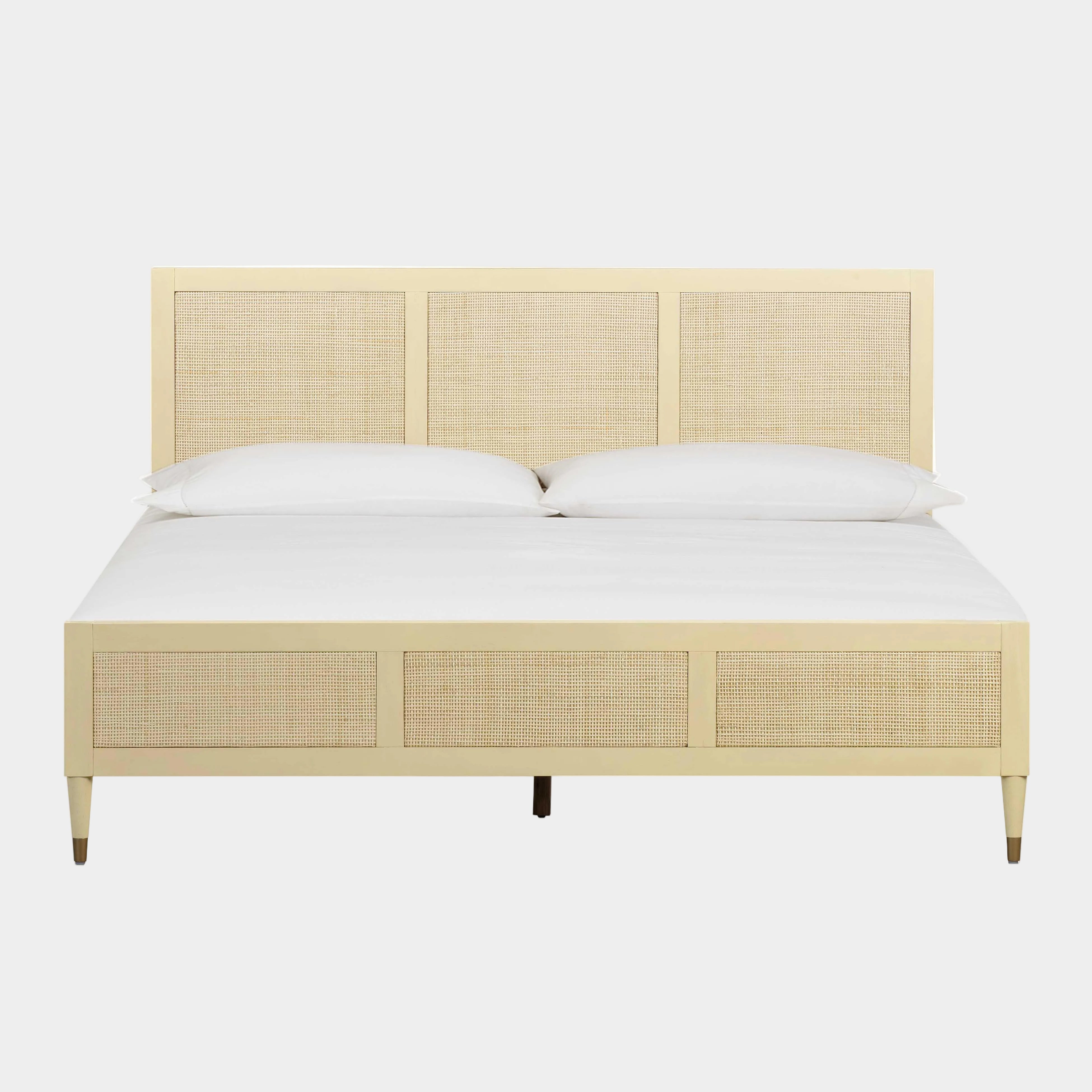 Sierra Wood & Rattan Bed