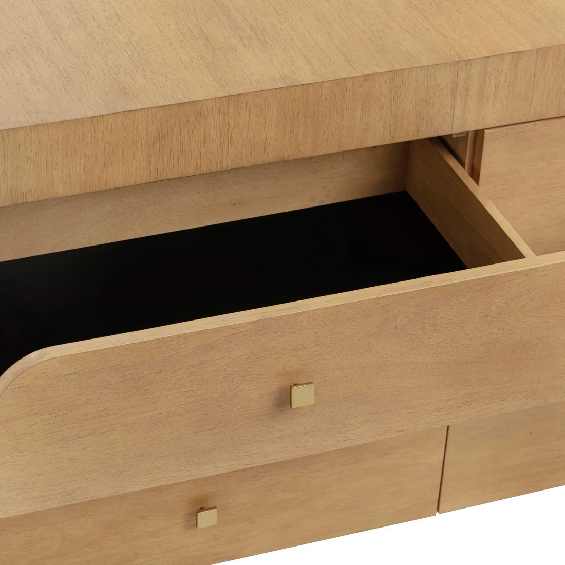 Hump 6 Drawer Dresser