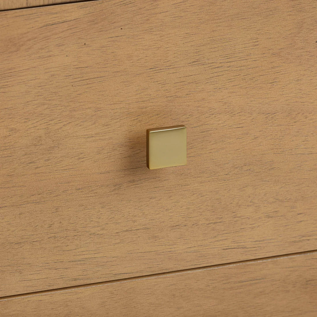 Hump 6 Drawer Dresser