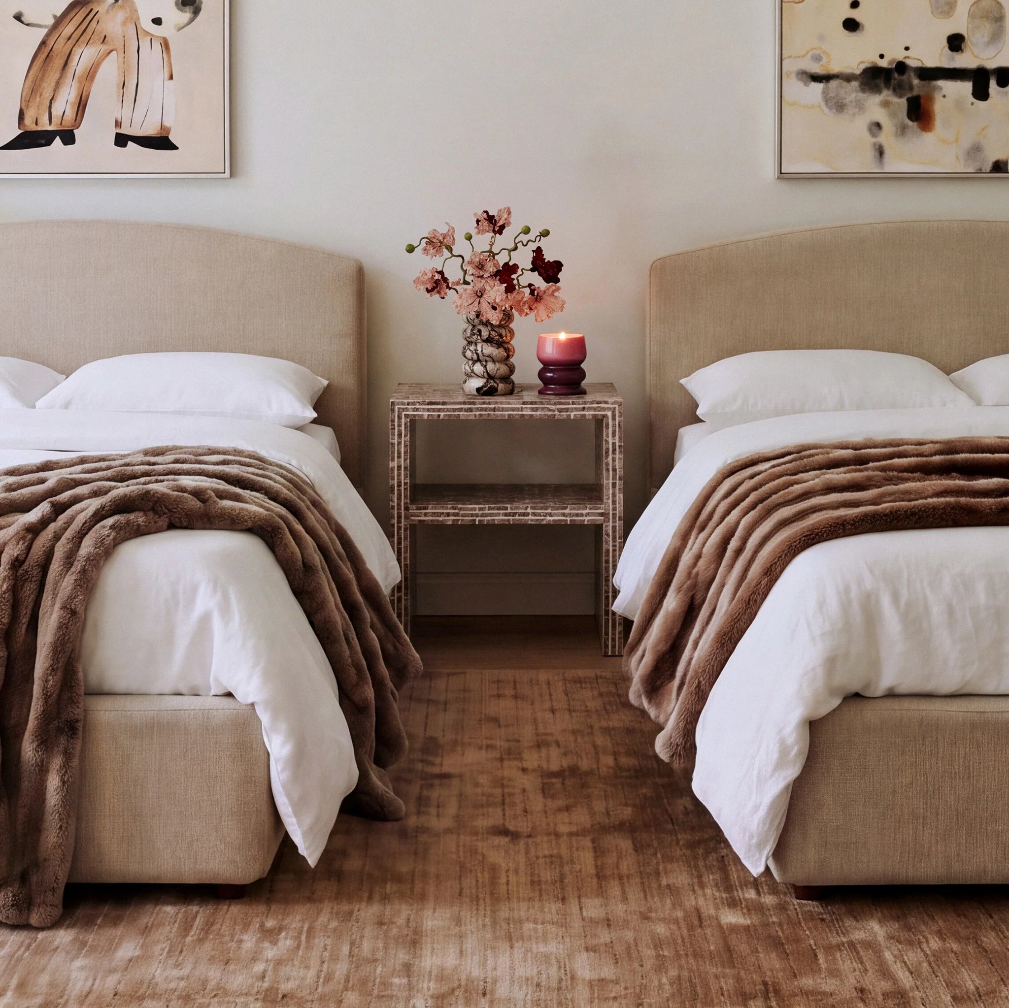 Leah Performance Chenille Bed