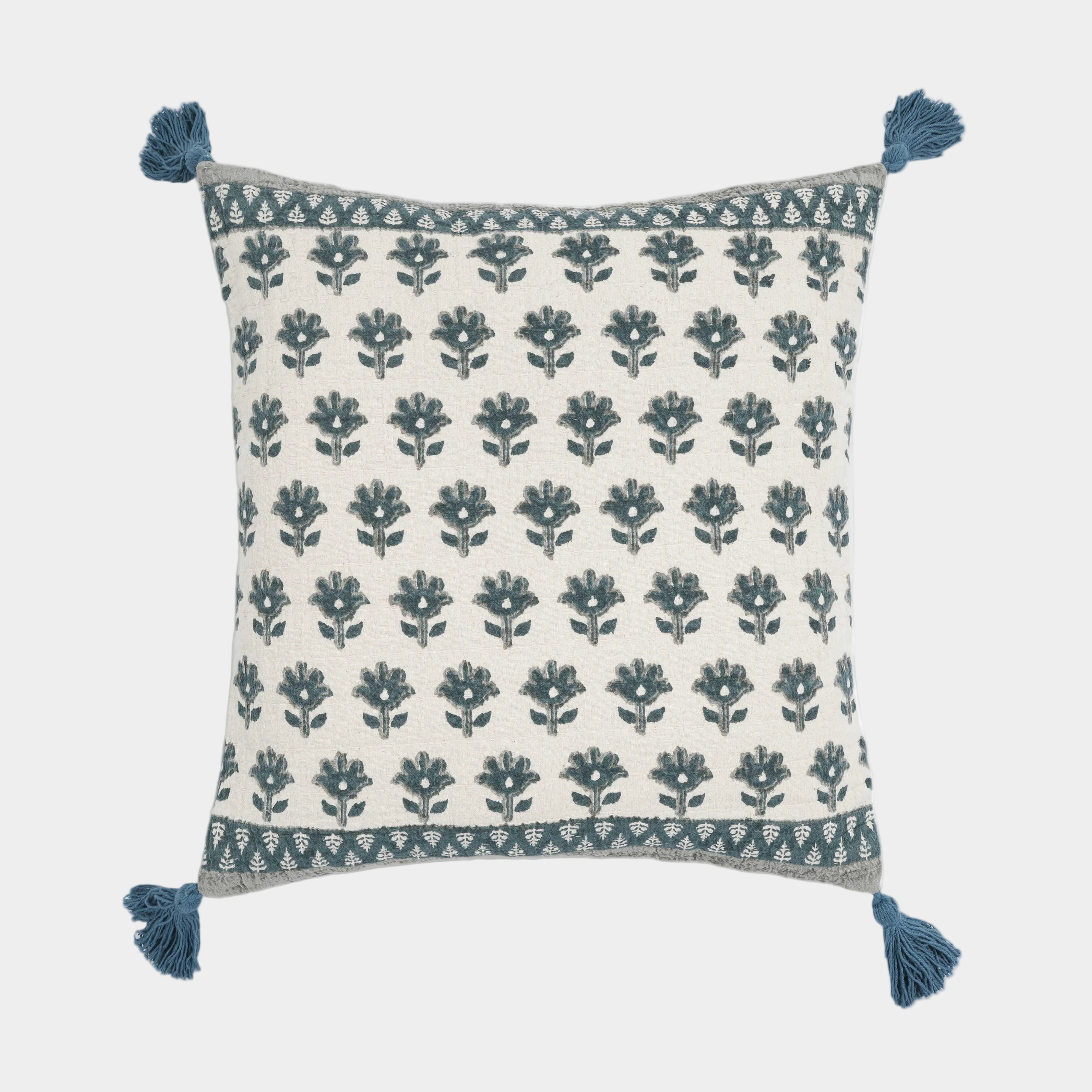 Blossom 20" Printed Cotton Tassel Throw Pillow Cover