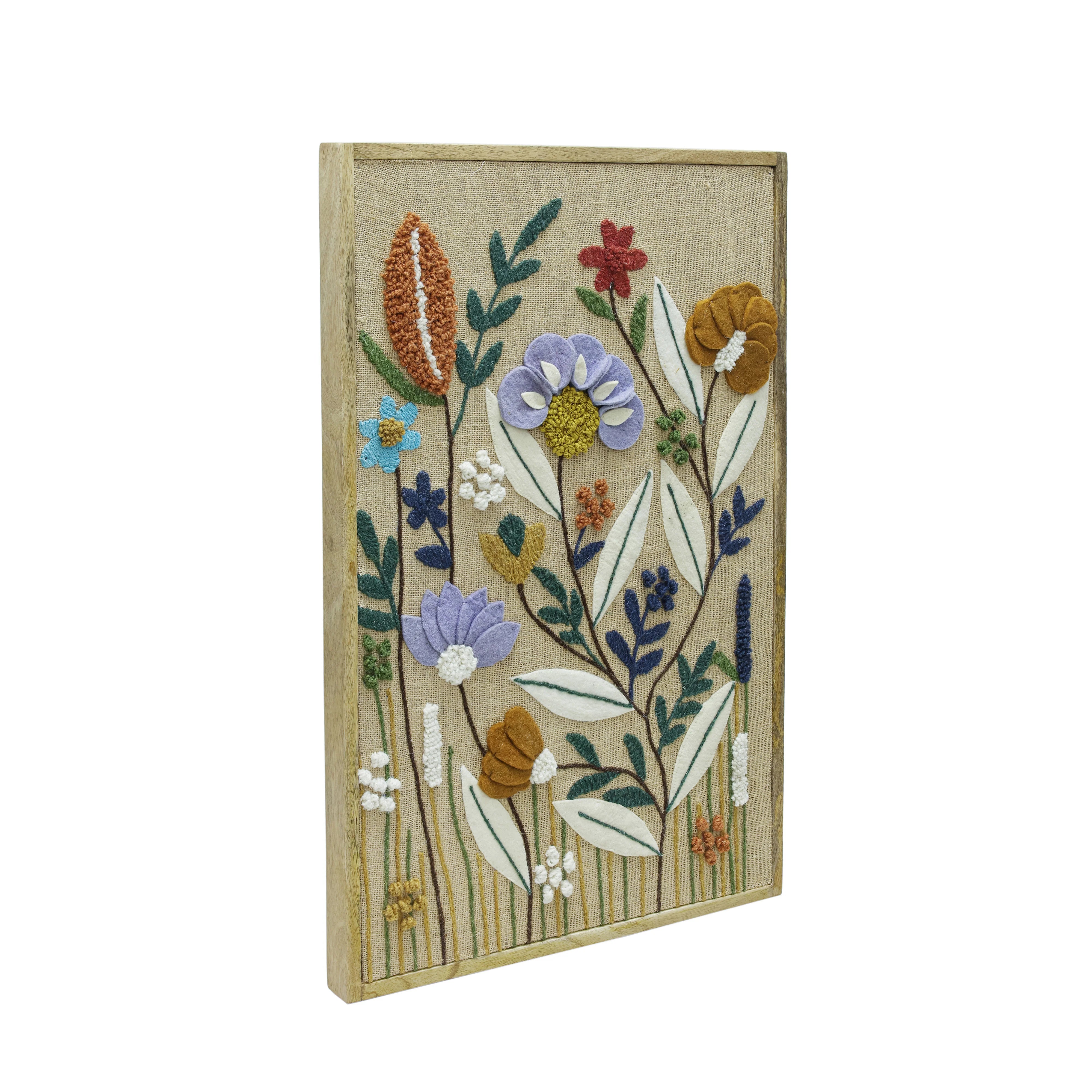 Muro "Sprout" Embroidered Wall Art