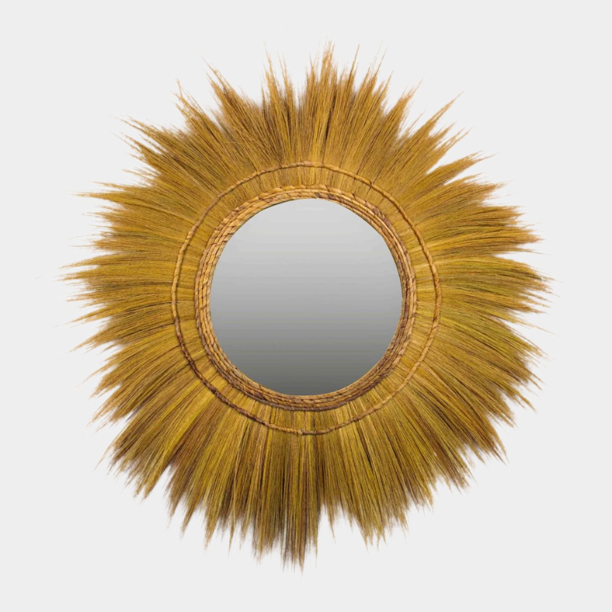 Mettu Natural Grass Round Wall Mirror